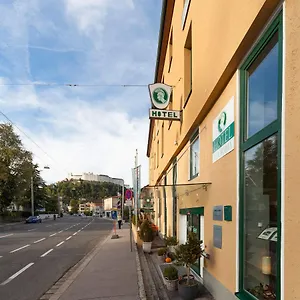 4* Otel Via Roma